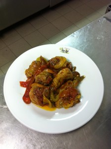 Pollo ruspante con peperoni, pranzo di ferragosto a Roma